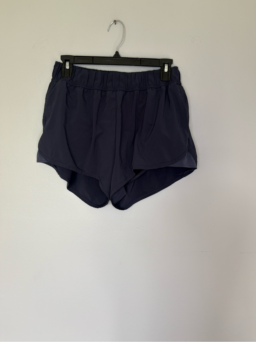 Women’s Navy Offline Aerie Lightweight Athletic Shorts with Elastic Waistband